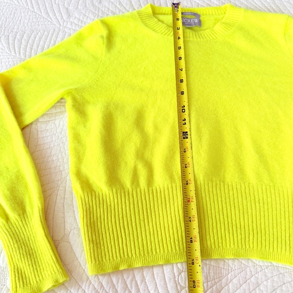 J.Crew Cropped Cashmere Crewneck Sweater Lemon Sorbet Citron Size Small - Picture 14 of 15